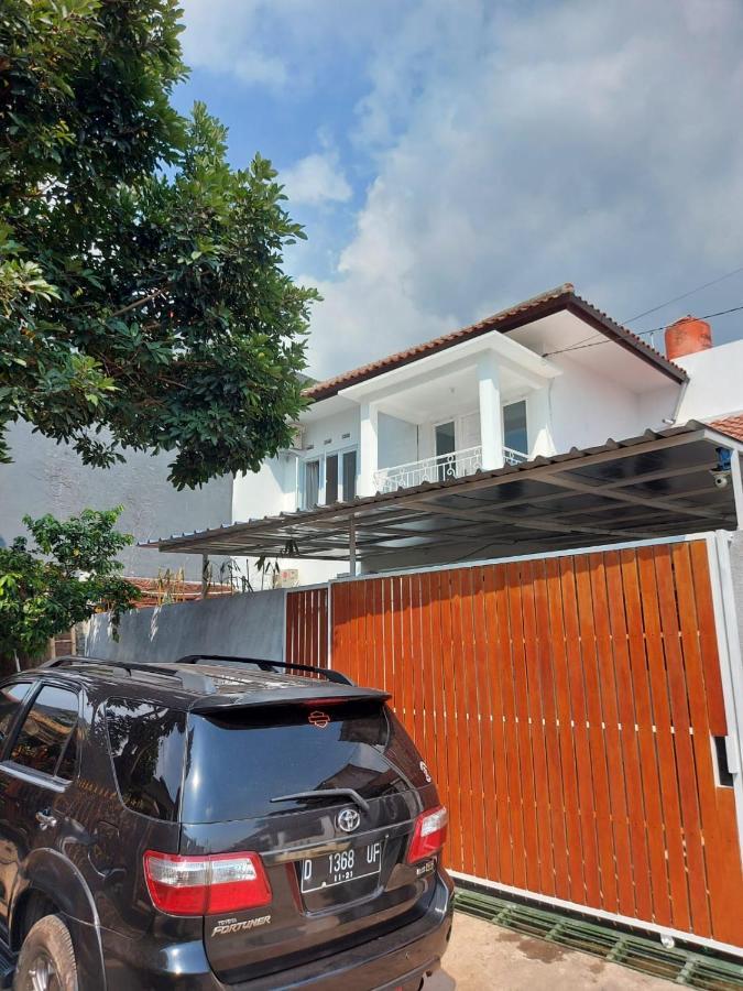 Jk House Bandung Villa Exteriör bild