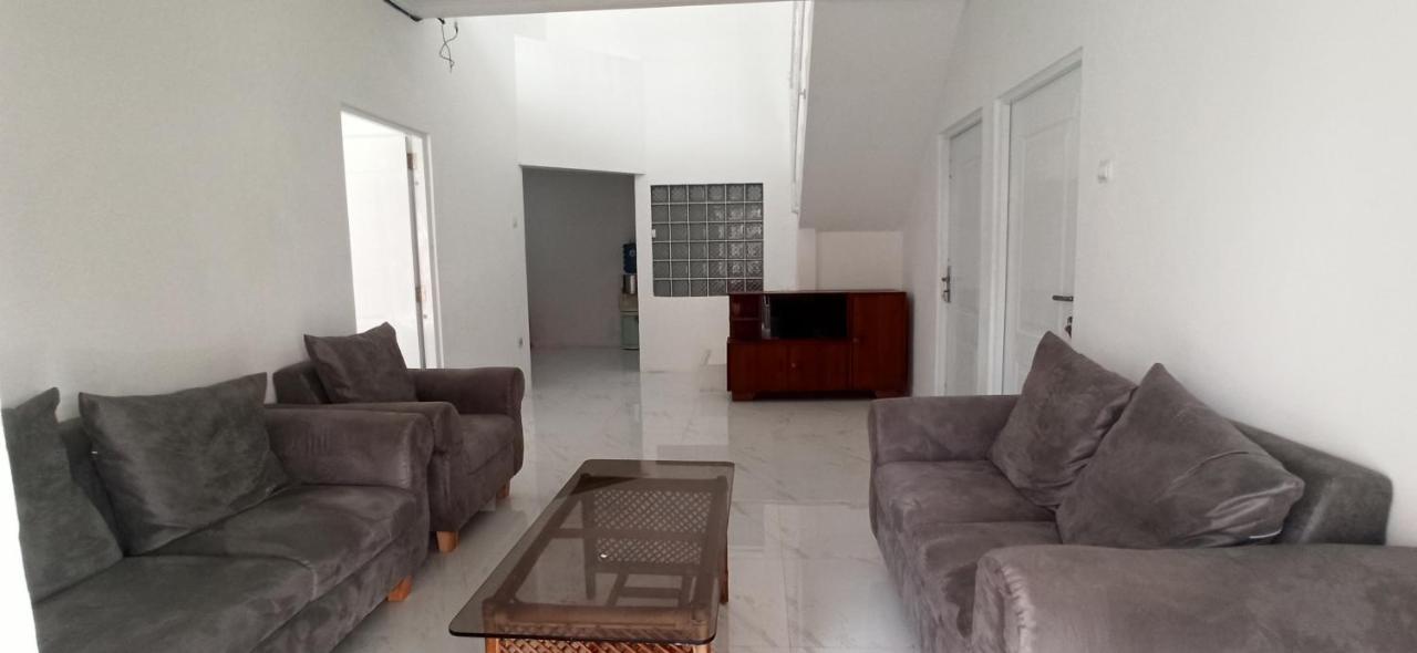 Jk House Bandung Villa Exteriör bild